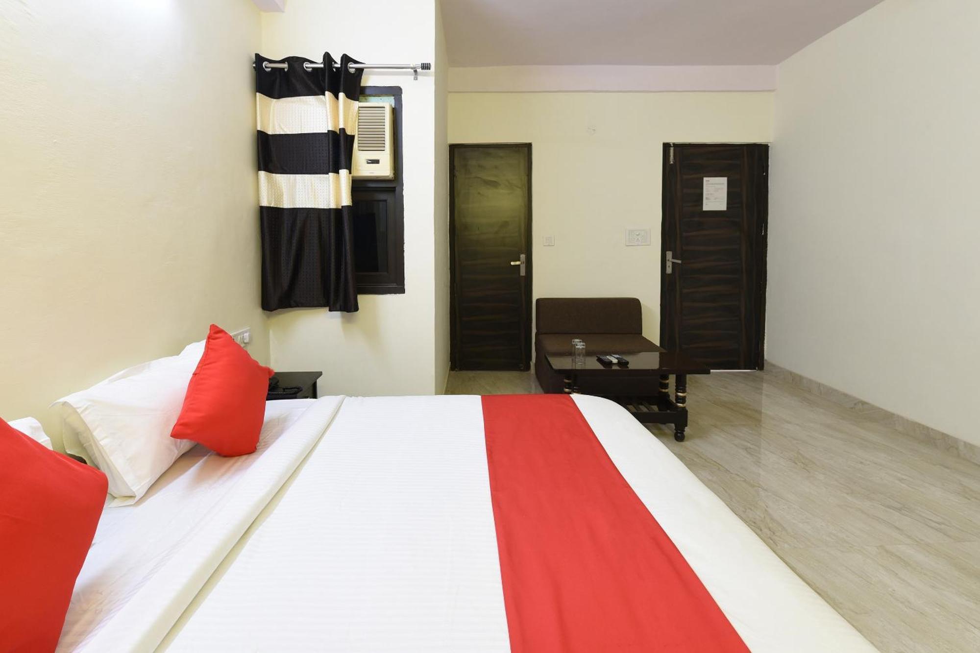 Hotel OYO 22394 Club Residency Nowe Delhi Zewnętrze zdjęcie